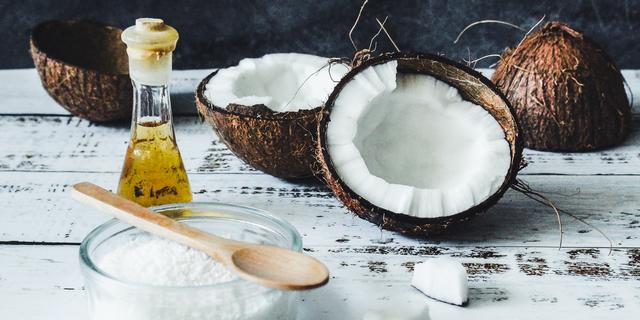 The Best Health Benefits of Pure, Organic Coconut Oil